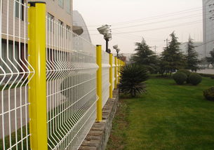 厂家定制 小区围栏网 桃形立柱护栏网 厂区隔离栅 锌钢铁艺栅
